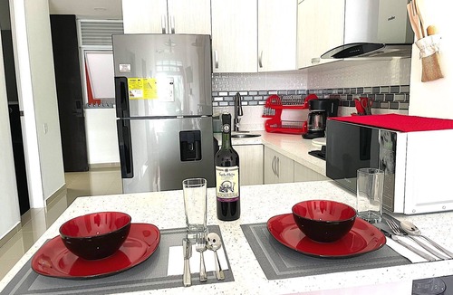 Cali Apartment | 2BR Cali Apt With AC & Fast WiFi – Near Tequendama