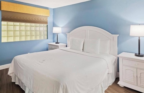 Ormond Beach Resort | 2BR City Condo – Kitchen, Pool Access & Family-Friendly Amenities Included