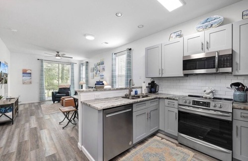 Carolina Forest Apartment | 2Br Condo @ River Oaks
