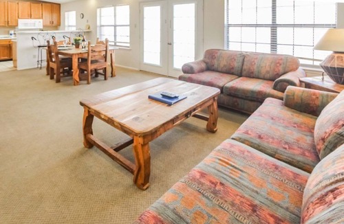 Highland Lake Estates Apartment | 2BR Condo w/Lake Access & Pool