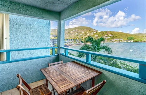 Estate Bolongo Condo | 2BR condo w/pool - 5 min walk to the beach!