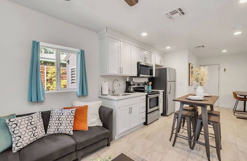 Coronado House | 2BR Desert Retreat Central Phoenix Monthly Rental
