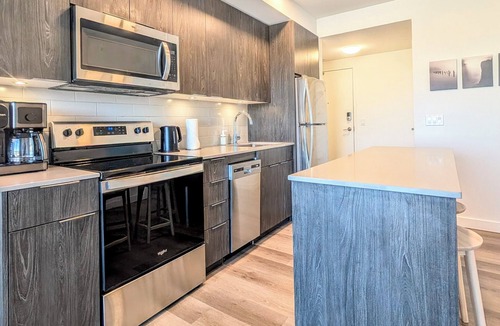Crescent Heights Condo | 2BR Downtown Condo - By Saddledome - Free Parking