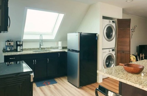 Beverly Condo | *2BR Downtown Witch House|Salem+Beverly|Hospitals