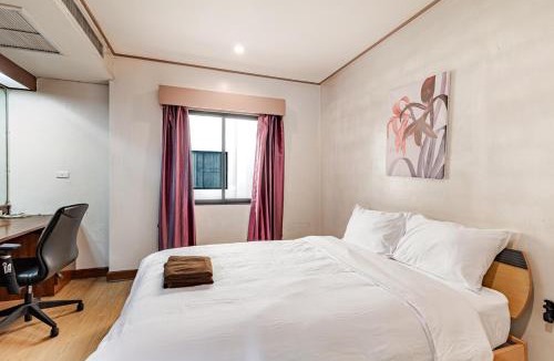 Ratchaprasong Apartment | 2BR Duplex in central Chitlom