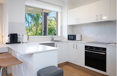 Mermaid Beach Apartment | 2BR Family Resort at Aqua Park