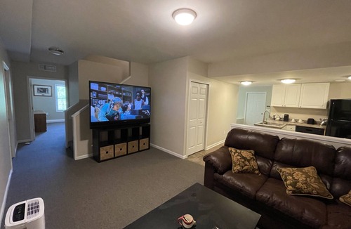 Clarkston House | 2BR Family-Sized Lower Suite with Private Entrance & Spacious Backyard!