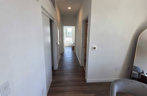 Northridge Apartment | 2BR Furnished Apartment Near CSUN Northridge Monthly Stay Free Parking