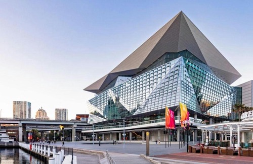 Pyrmont House | 2BR House near Fish Market, Darling Harbour & ICC & CBD