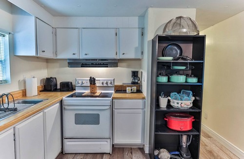 Citra House | 2BR House + RV Access + BBQ Near Silver Springs