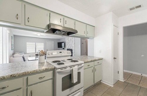 Gulf Breeze Apartment | 2BR King, Private Fenced Yard w/Turf, Grill, Dog Friendly, Near Pensacola Beach