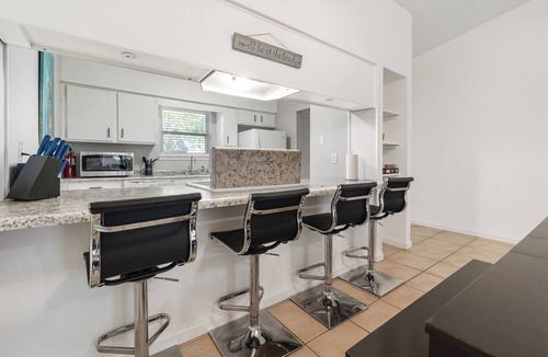 Gulf Breeze Apartment | 2BR King, Private Turf Yard, Dog Friendly, Fenced Yard, Pensacola Beach 8mi