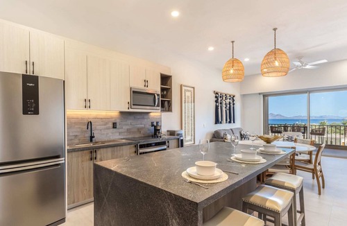 Loreto Apartment | 2BR Luxury: Beach Walk at Danzante Bay Loreto°