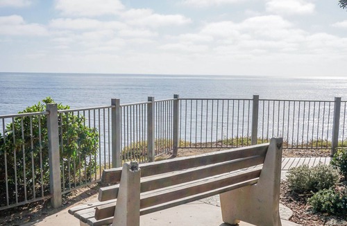 La Jolla Condo | 2BR Modern La Jolla Condo, in a boutique building in the heart of Bird Rock