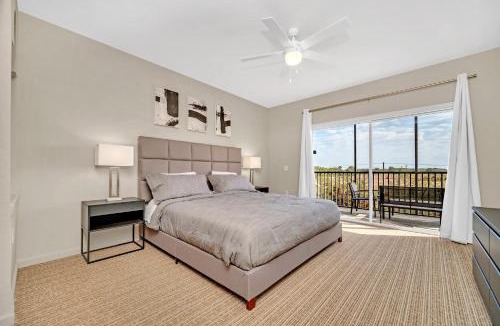 West Kissimmee House | 2BR Modern Pet-Friendly Condo 6 mins from Disney