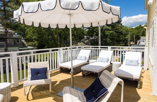 Kennebunkport Apartment | 2BR Oceanfront Retreat | Fireplace, Deck & Kitchen