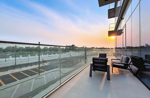 Al Safa Apartment | 2BR plus M Pet-Friendly Prime Amenities
