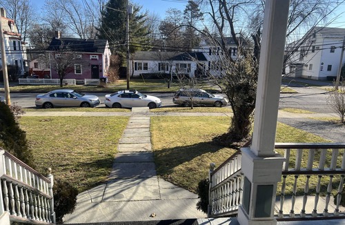 Poughkeepsie Apartment | 2Br Private Victorian Apartment in City location on half acre Sleeps 5