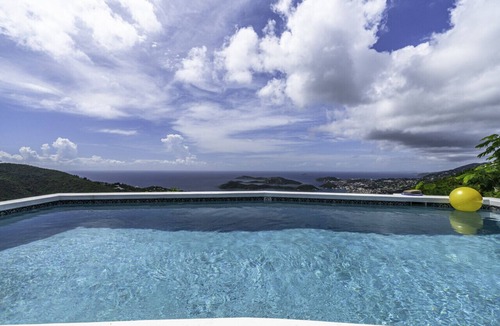 Estate Wintberg Villa | 2BR private villa, centrally located with incredible views!