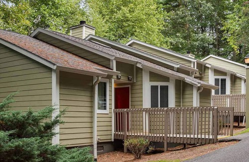 Sapphire Condo | 2br Unit - Golf, Boating, Skiing, Family Fun! FH