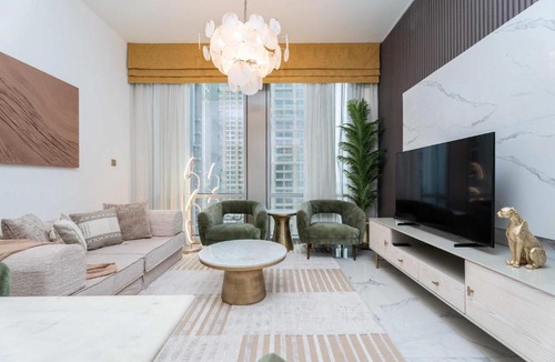 Business Bay Apartment | 2BR Waterfront Apartment Nr Downtown