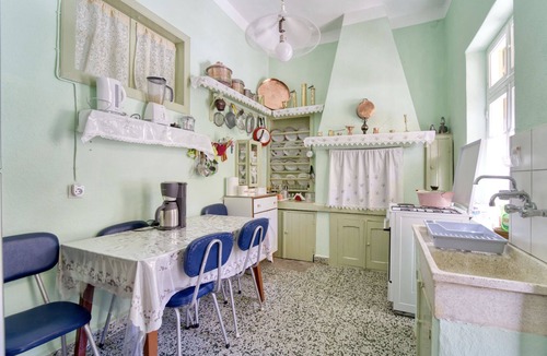 Pedi House | 2islands Waterfront House