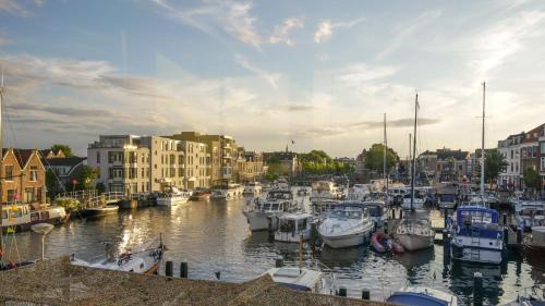 Leiden Apartment | 2L De Volharding
