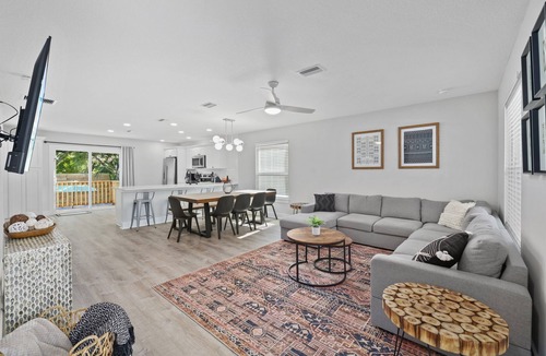 Vilano Beach House | 2Luxe Beach Homes Beach Pool,Spa,HotTub,Firepit