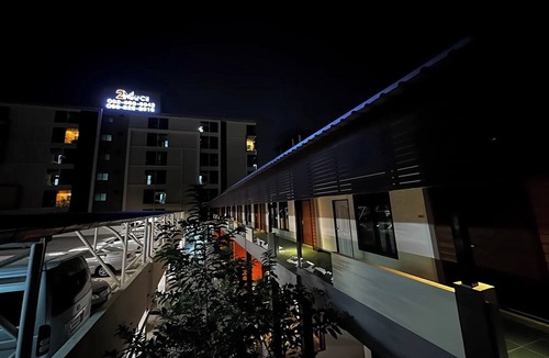 Ban Lam Rua Taek Apartment | 2M Place Apartment