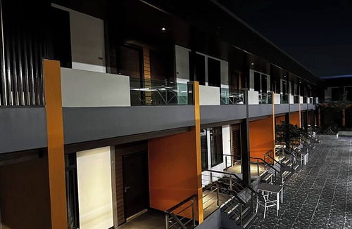 Ban Lam Rua Taek Apartment | 2M Place Apartment
