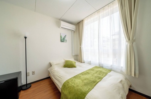Minato Hotel | 2minute walk from Osakako Station close to Universal Studios Japan and Kaiyukan Classic Triple Ro/Osaka Ōsaka