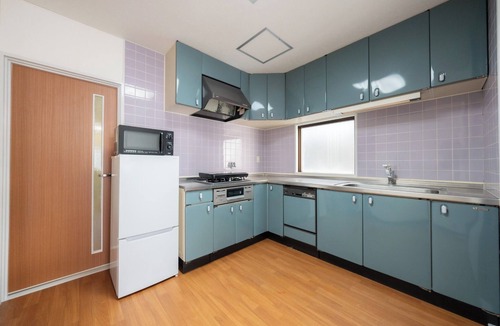 Minato Hotel | 2minute walk from Osakako Station close to Universal Studios Japan and Kaiyukan Deluxe Family Roo/Osaka Ōsaka