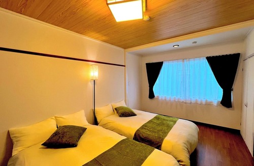 Minato Hotel | 2minute walk from Osakako Station close to Universal Studios Japan and Kaiyukan Japanesestyle tw/Osaka Ōsaka