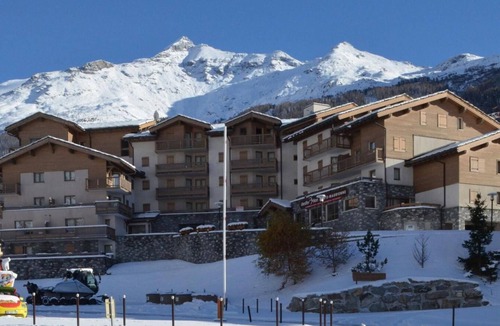 Val Cenis Apartment | 2nd floor, balcony, tv, ski locker, 34m², Val Cenis