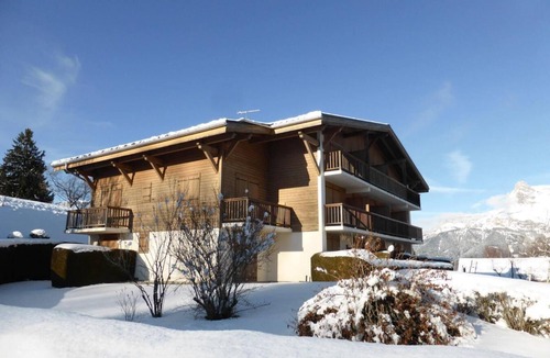 Combloux Apartment | 2nd floor, balcony, parking, tv, 17m², Combloux