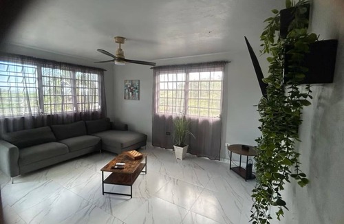 Pedernales House | 2nd Full floor 3-bedroom house with AC and private entrance