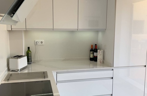 New Golden Mile Apartment | 2nd line lux beachside apartment with hot tub-3 sunny terraces and fibre wifi