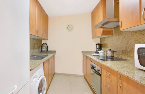 Lloret de Mar Apartment | 2STACRIS02 - Cozy apartment for 5 people with terrace located in Lloret de Mar (Fenals), near the beach and the center.