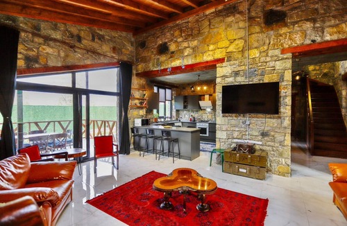 Sapanca Villa | 3+1 Private Pool-Heated Pool-Fireplace 6 Person Stone House in Sapanca Kuruçeşme