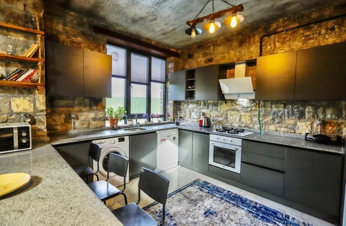 Sapanca Villa | 3+1 Private Pool-Heated Pool-Fireplace 6 Person Stone House in Sapanca Kuruçeşme