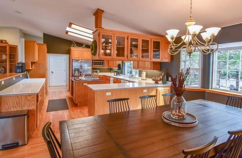Twain Harte House | 3.3k Sqft, Arcade, Views, EV, Pinecrest & Dodge Ridge
