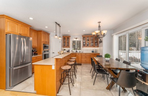 Division No. 14 House | 3,500 SF Tranquil Retreat | HEATED Pool & Hot Tub | Games & Home Theatre Room