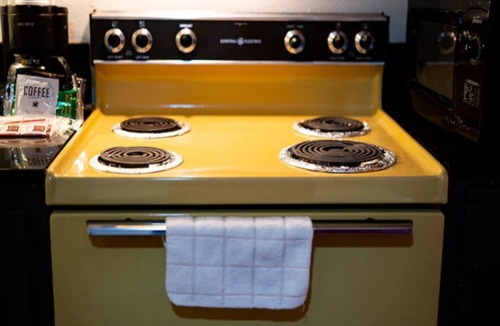 Hermiston Hotel | 3 Affordable Downtown Hermiston Rooms w/Kitchenette— Free Onsite Parking