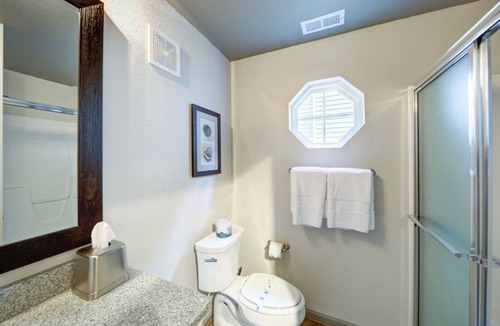 Sea Scape Resort | 3 Amazing Units w/Daily Activities, Pools, Sports Courts, Near Kitty Hawk Beach