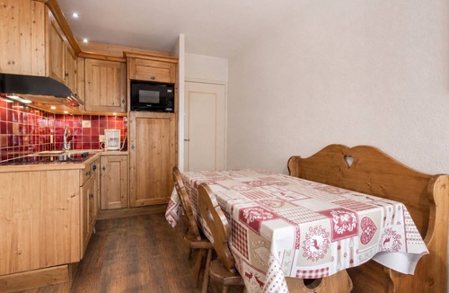 La Clusaz Apartment | 3* Apartment, 4 guests, pets allowed, village center