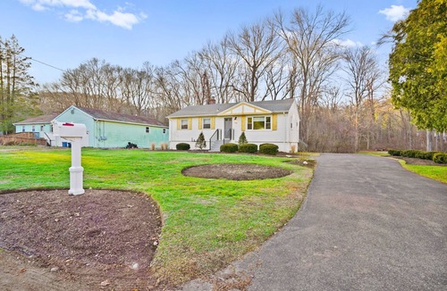 Fairfield House | 3 bd, 2 ba, king,fastwifi, near univ’s, firpt,