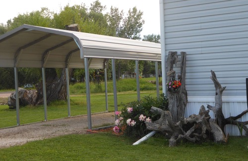 Custer House | 3 BDRM. 2 BATH