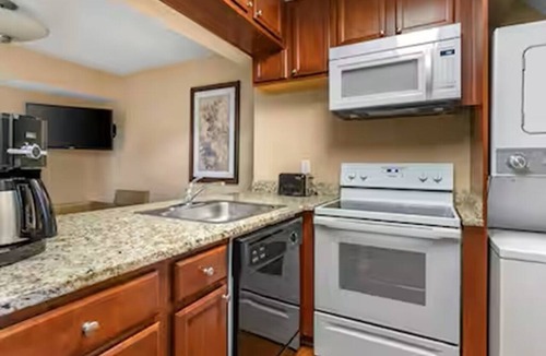 Berkeley Condo | 3 BDRM, SLEEPS 8, HISTORIC POWHATAN RESORT, COLONIAL WMSBRG, 8 MILES TO SEAWORLD