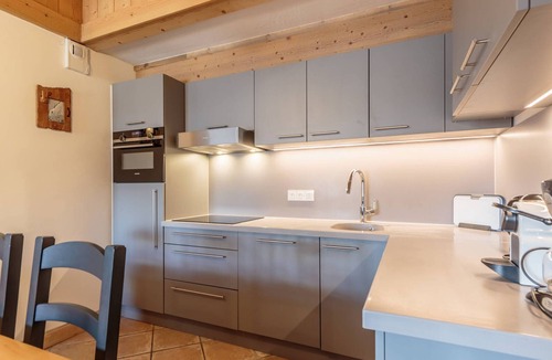 Saint-Martin-de-Belleville Apartment | 3-bedroom chalet with spa and pool, ski-in/ski-out