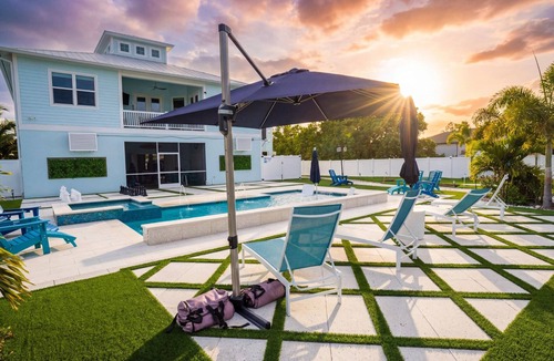 Cape Haze House | 3 bed 2 bath Beach House near Boca Grande with Pool + Sauna + Spa + Mini Golf